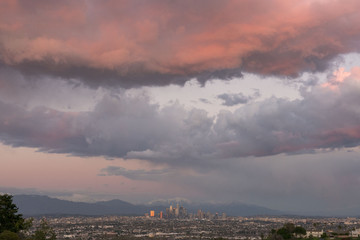 Fototapeta premium Cloudy Sunset Downtown Los Angeles
