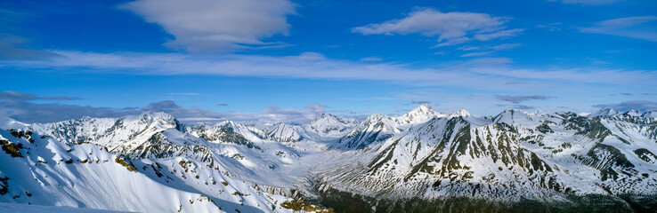 Obraz premium Mountains and glaciers in Wrangell-St. Elias National Park, Alaska