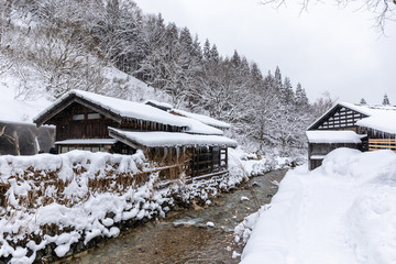 冬の鶴の湯温泉