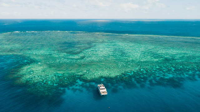 AUSTRÁLIA, Grande Barreira de Corais - drone da grande barreira de corais no norte da Austrália
