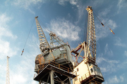 Cranes at Victoria and Albert docks