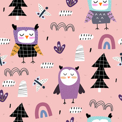 Seamless pattern with cartoon owls, decor elements on a neutral background. Flat style colorful vector illustration for kids. hand drawing. baby design for fabric, textile, print, wrapper.