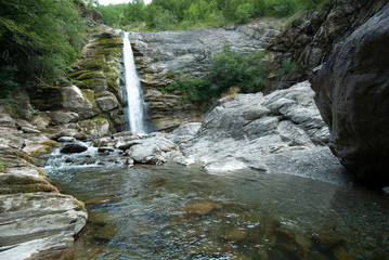 CASCATA DEL GOLFARONE