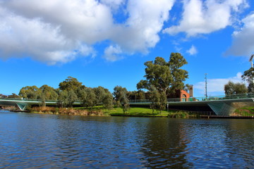 Fototapeta na wymiar Torrens River in Adelaide, Australia