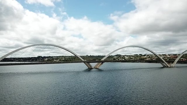 Ponte JK Plano Lateral Aereo