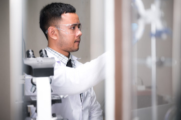 Fototapeta premium researchers are studying chemistry in the laboratory.