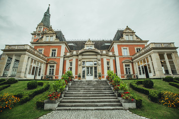Pałac renesansowy w Pawłowicach 