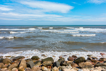 Morze Bałtyckie plaża kamienie fale - obrazy, fototapety, plakaty