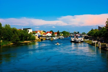 Fototapeta na wymiar Regensburger Donau