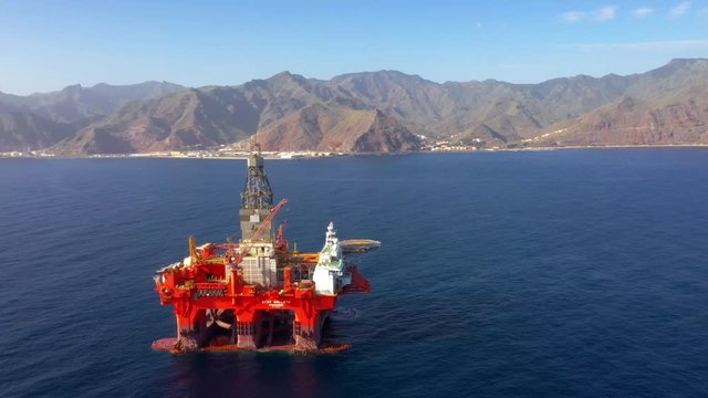 oil rig in the ocean
