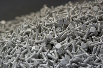 たくさんのネジ