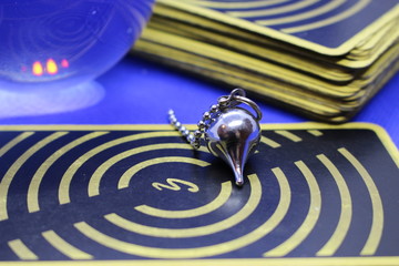 voyance : &eacute;sot&eacute;risme