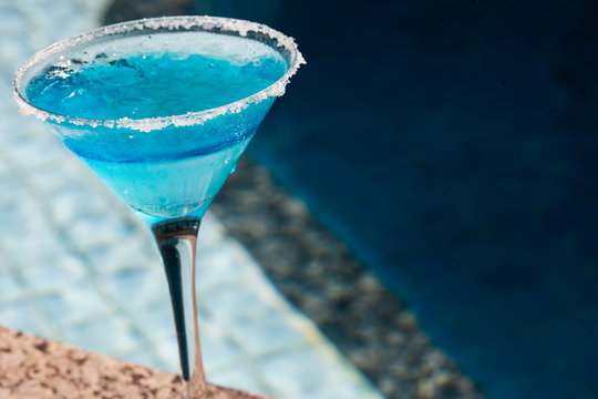 Bebidas, drinks e coquet&eacute;is