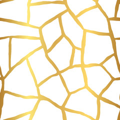 Vector seamless pattern of Kintsugi grunge texture, consisting of golden cracks on ceramic.