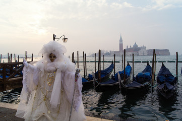 Fototapeta na wymiar Carnival in Venice, Italy 