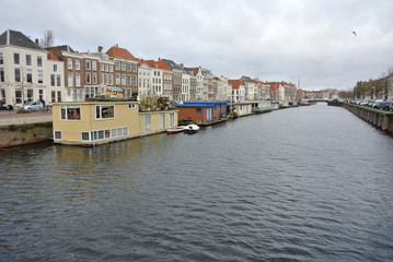 Fototapeta na wymiar Hausboote Middelburg Kanal