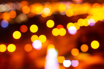 Obraz premium Colorful bokeh defocused blurred lights of cityscape. Abstract background
