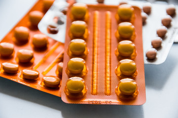 Tabletki opakowanie 6