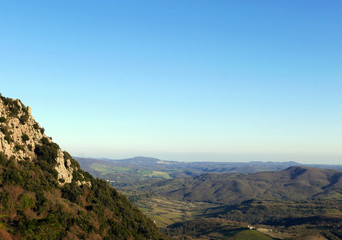 Fototapeta na wymiar immagine rurale della campagna intorno a Tolfa, in Italia
