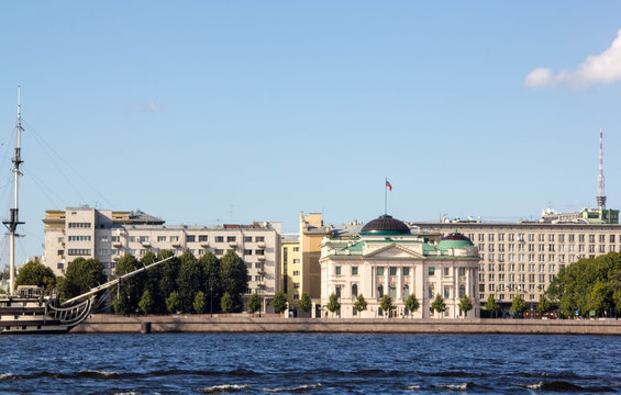 "Architecture Of Saint Petersburg". Saint-Petersburg. Russia