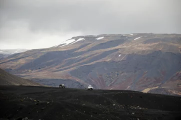Super jeeps in Icelandic highlands © Danny Wanders
