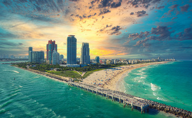 Sunset in Miami South Beach - obrazy, fototapety, plakaty