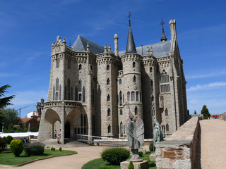 Fototapeta premium Views of the neo-gothic episcopal palace in Astorga, Leon