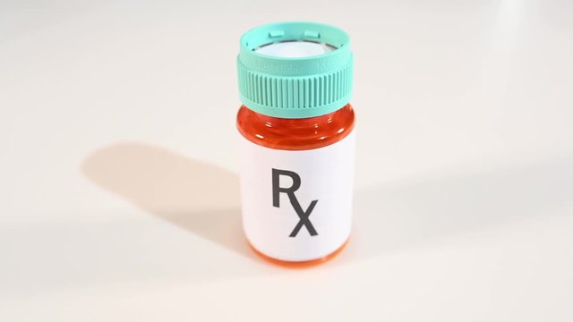 rail zoom on a single prescription Rx bottle