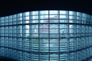 Obraz premium ガラス 整列 美しい 建物 日本 窓