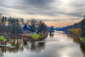 Alte Mühle am Fluss Hase in Meppen im Emsland