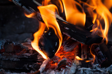 Ogień ciepło płomienie
