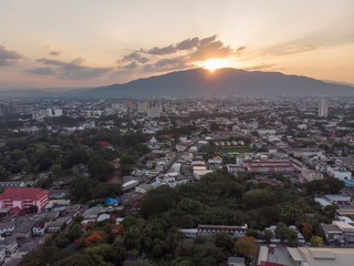 Obraz premium Chiang mai province aerial view skyline with sunset.Chiang mai is located in the north of thailand famous place for tourist with tradition culture and architecture