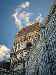 Fototapeta premium Detail of the cathedral of Florence with a blue sky