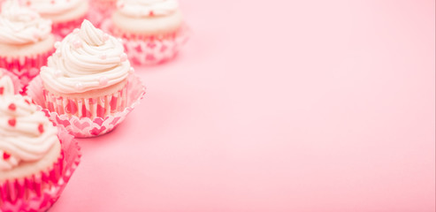 Valentine day love cupcakes
