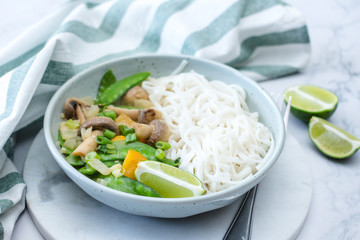 Vegetable Green Curry with Rice Noodle 
