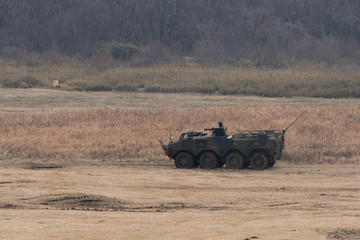 Obraz premium 陸上自衛隊の装甲車