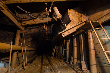 Underground gold mine ore chute