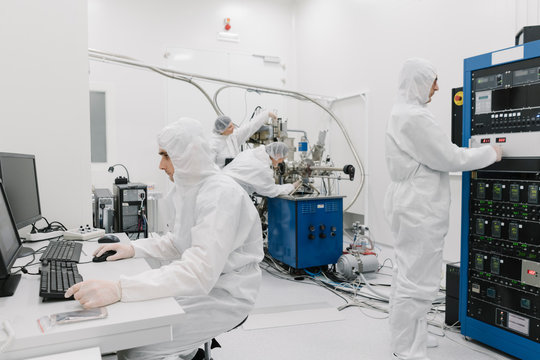 Scientists working in laboratory of science center