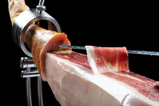 corte de jam&oacute;n iberico. Iberian ham cut