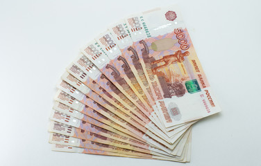 Russian banknotes 5,000 rubles are fan-shaped.