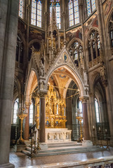Fototapeta na wymiar Altar of the Votivkirche (English: Votive Church) is a neo-Gothic church located on the Ringstraße in Vienna, Austria.