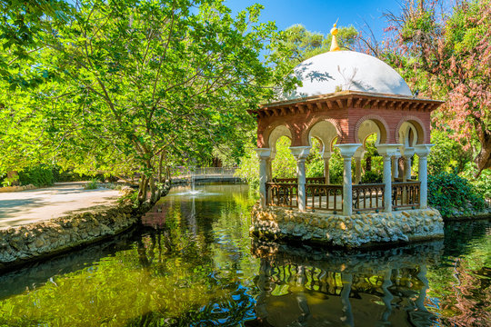 The Parque de Maria Luisa (Maria Luisa Park), famous public park in Seville, Andalusia, Spain.