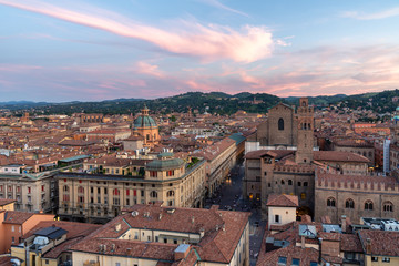 Obraz premium Beautiful sunset over Bologna, Italy cityscape