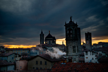 Fototapeta na wymiar old town of Bergamo