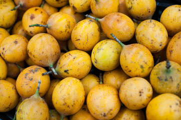 granadillas in the market