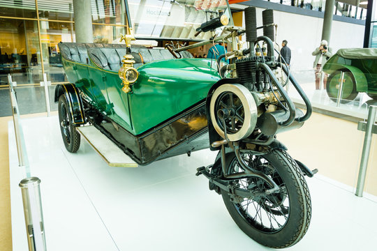 STUTTGART, GERMANY - MARCH 18, 2016: Vintage car Cyclon 6 HP Cyklonette, 1912. Europe's greatest classic car exhibition "RETRO CLASSICS"