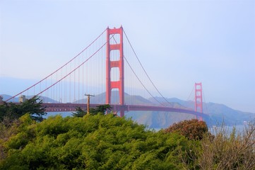 the golden gate bridge in san francisco