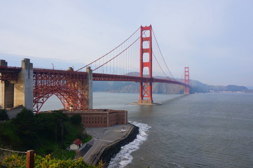 the golden gate bridge in san francisco
