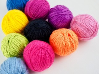 round balls of colourful yarn 