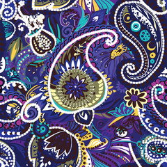 Original traditional oriental vintage paisley pattern in a modern version.